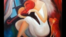 همسات غريبة الأطوار: تعبيرات مرحة في فن الجسم الفريد