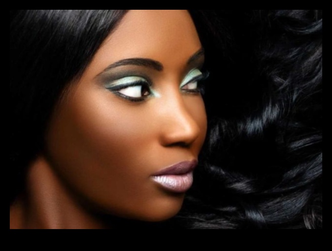 ظلال العيون النباتية والخالية من القسوة: دليل لاختيارات الجمال الأخلاقية 3 ظلال العيون النباتية والخالية من القسوة: التنقل في خيارات الجمال الأخلاقية