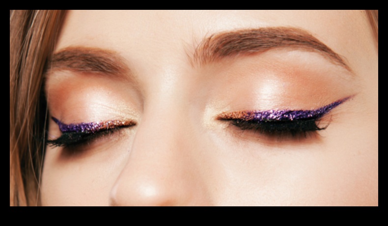 Glitter Glam: أضف البريق إلى روتين مكياجك باستخدام ظلال العيون اللامعة