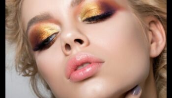 Glitter Glam: أضف البريق إلى روتين مكياجك باستخدام ظلال العيون اللامعة