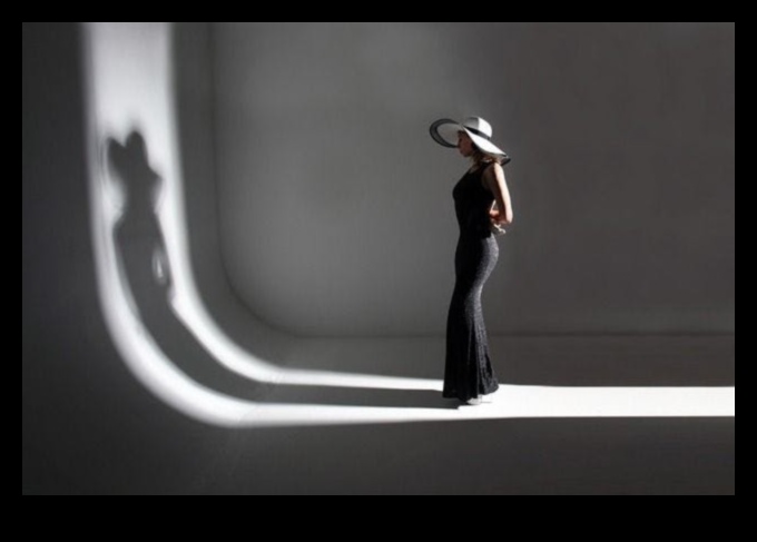 الأناقة الأنثوية: أعد تعريف أسلوبك مع الإكسسوارات النسائية