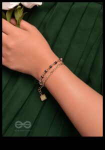 الأناقة الأنثوية: أعد تعريف أسلوبك مع الإكسسوارات النسائية